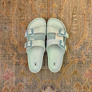 NWT Light blue Shade & Shore Birkenstock dupes